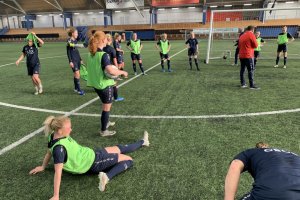 Spillerne trente i Vallhall før avreise til Danmark torsdag ettermiddag. Foto: Vålerenga Fotball