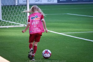 Har ditt lag lyst til å være ballhentere på Intility Arena? Forto: Sportfoto / Morten M. Larød