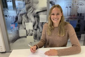 Andrine Tomter er med til 2021. Foto: Vålerenga Fotball