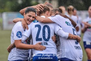 Spillerne jubler etter seier mot Klepp.