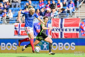 Toppseriekamp i fotball mellom Vålerenga og Brann på Intility Arena i Oslo søndag 8. mai 2022. Foto: Morten Mitchell Larød / SPORTFOTO