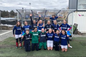 J15 jubler for seier i Skeid breddecup.