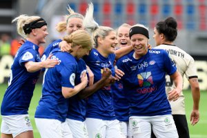 Får jentene mer å juble for på lørdag? Foto: Sportfoto