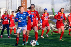 Treningskamp i fotball mellom Vålerenga og Røa på Vallefeltet KGB2 i Oslo lørdag 29. januar 2022. Foto: Morten Mitchell Larød / SPORTFOTO