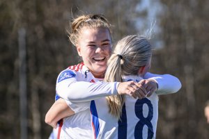 Toppseriekamp i fotball mellom Røa og Vålerenga på Røa kunstgress lørdag 1. april 2023. Foto: Morten Mitchell Larød / SPORTFOTO