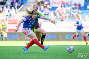 Toppseriekamp i fotball mellom Vålerenga og Brann på Intility Arena i Oslo søndag 8. mai 2022. Foto: Morten Mitchell Larød / SPORTFOTO