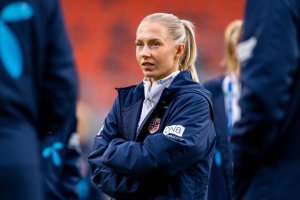 230218 Thea Bjelde of Norway ahead of the international friendly football match between Denmark and Norway on February 18, 2023 in Laval. Photo: Vegard Grøtt / BILDBYRÅN / kod VG / VG0401