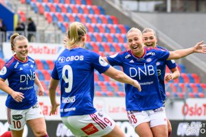 Toppseriekamp i fotball mellom Vålerenga og Røa på Intility Arena i Oslo søndag 3. april 2022. Foto: Morten Mitchell Larød / SPORTFOTO