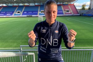 Sherida Spitse gleder seg til søndagens oppgjør mot Rosenborg Kvinner. Foto: Vålerenga Fotball