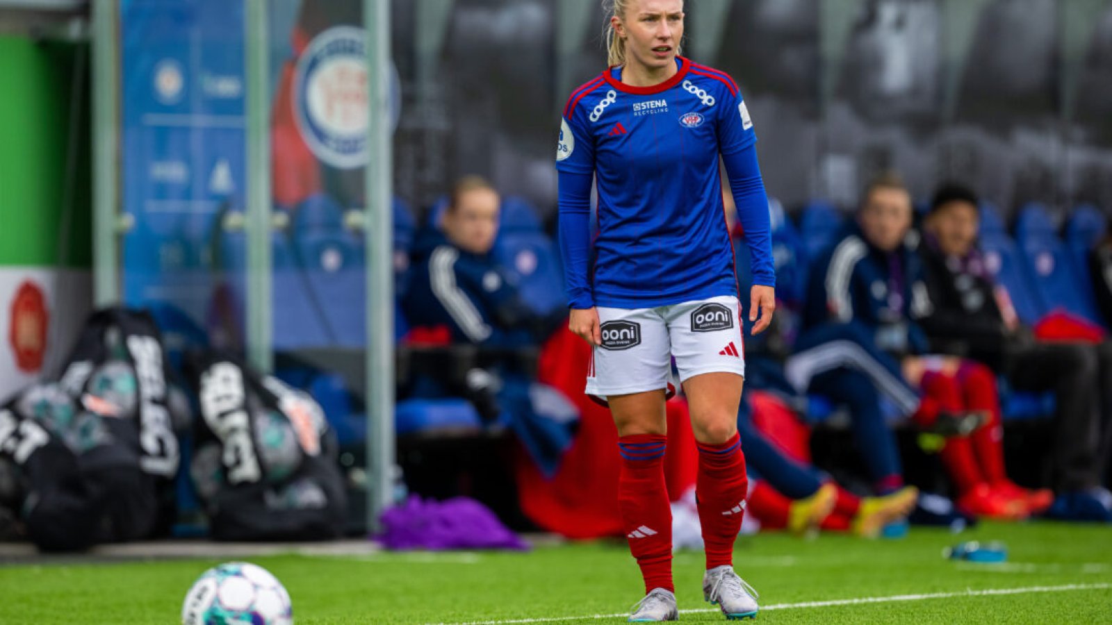 230415 Thea Bjelde of Vålerenga during the Toppserien football match between Vålerenga and Avaldsnes on April 15, 2023 in Oslo. Photo: Vegard Grøtt / BILDBYRÅN / kod VG / VG0438