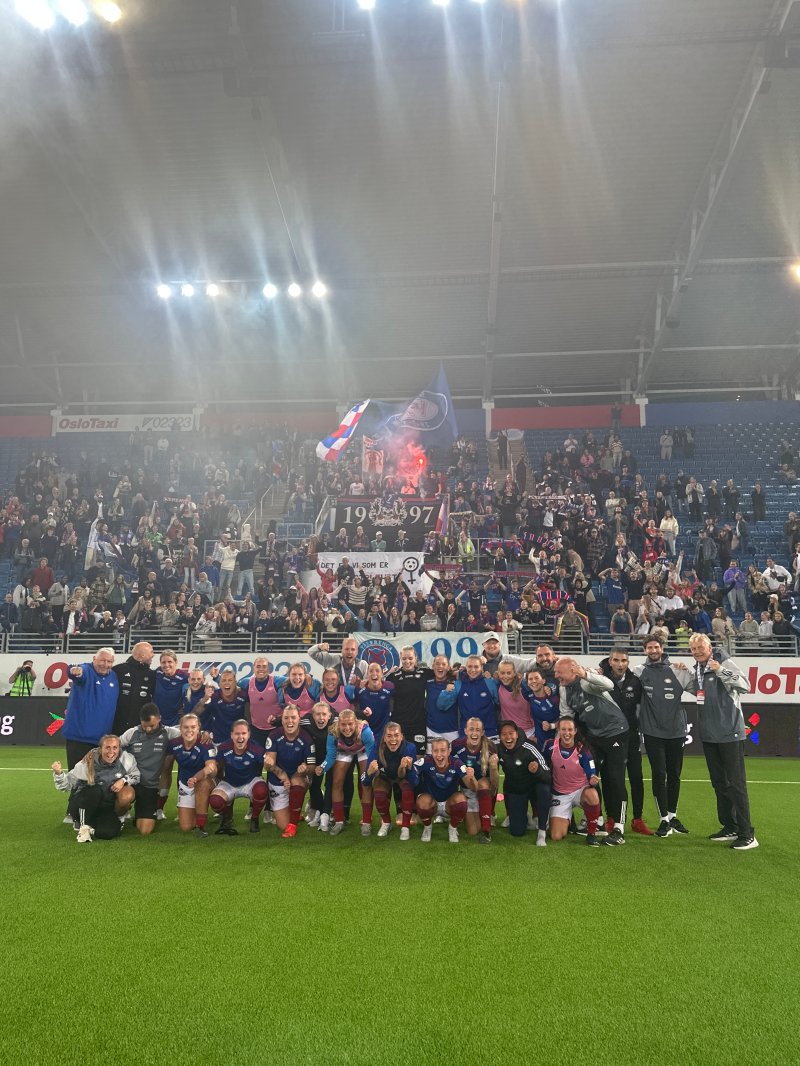 Jubelscenene etter å ha slått Celtic i fjor. Foto: Vålerenga Fotball