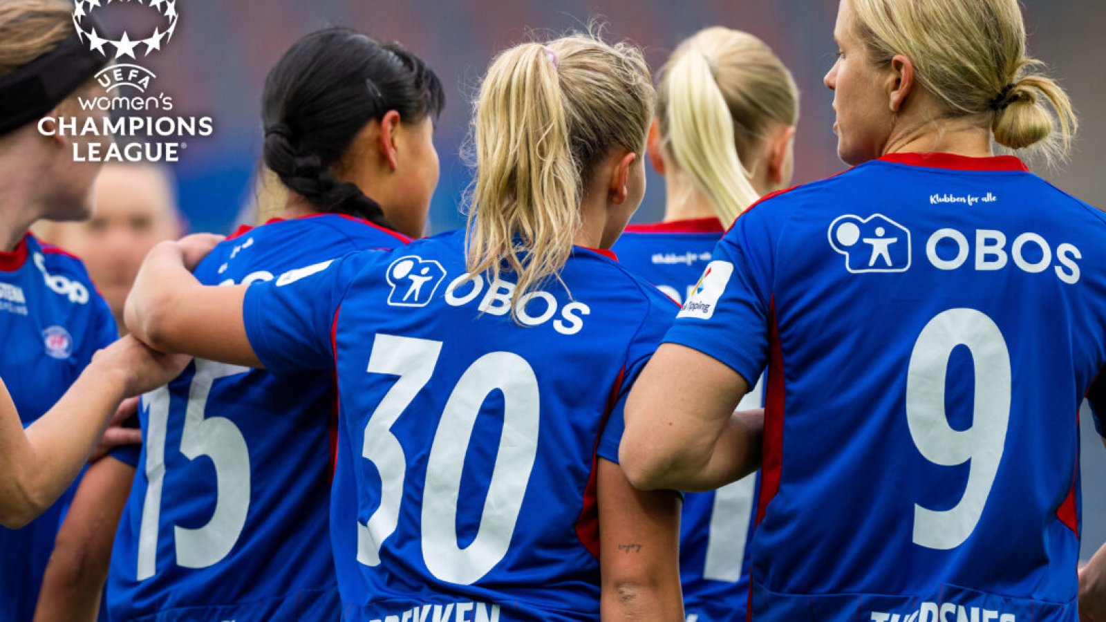 230415 Ylinn Tennebø of Vålerenga celebrates with Stine Brekken and teammates after scoring 1-0 during the Toppserien football match between Vålerenga and Avaldsnes on April 15, 2023 in Oslo. Photo: Vegard Grøtt / BILDBYRÅN / kod VG / VG0438