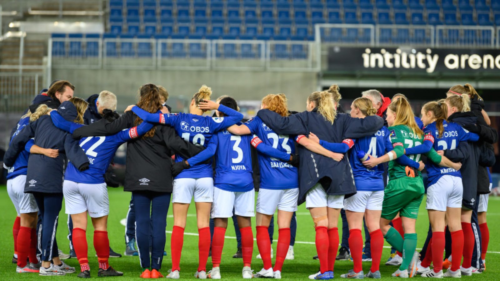 Søndag skal Toppserien avgjøres. Foto: Morten Mitchell Larød / SPORTFOTO