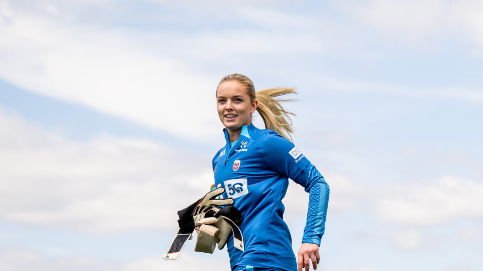 220705 Goalkeeper Guro Pettersen of the Norwegian national football team during a training session ahead of the UEFA Women's Euro 2022 Championship on July 5, 2022 in Brighton. Photo: Vegard Grøtt / BILDBYRÅN / kod VG / VG0309