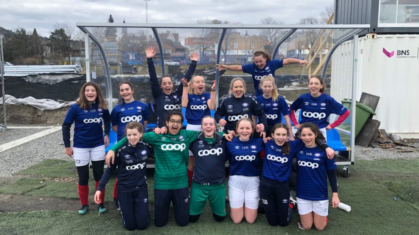 J15 jubler for seier i Skeid breddecup.