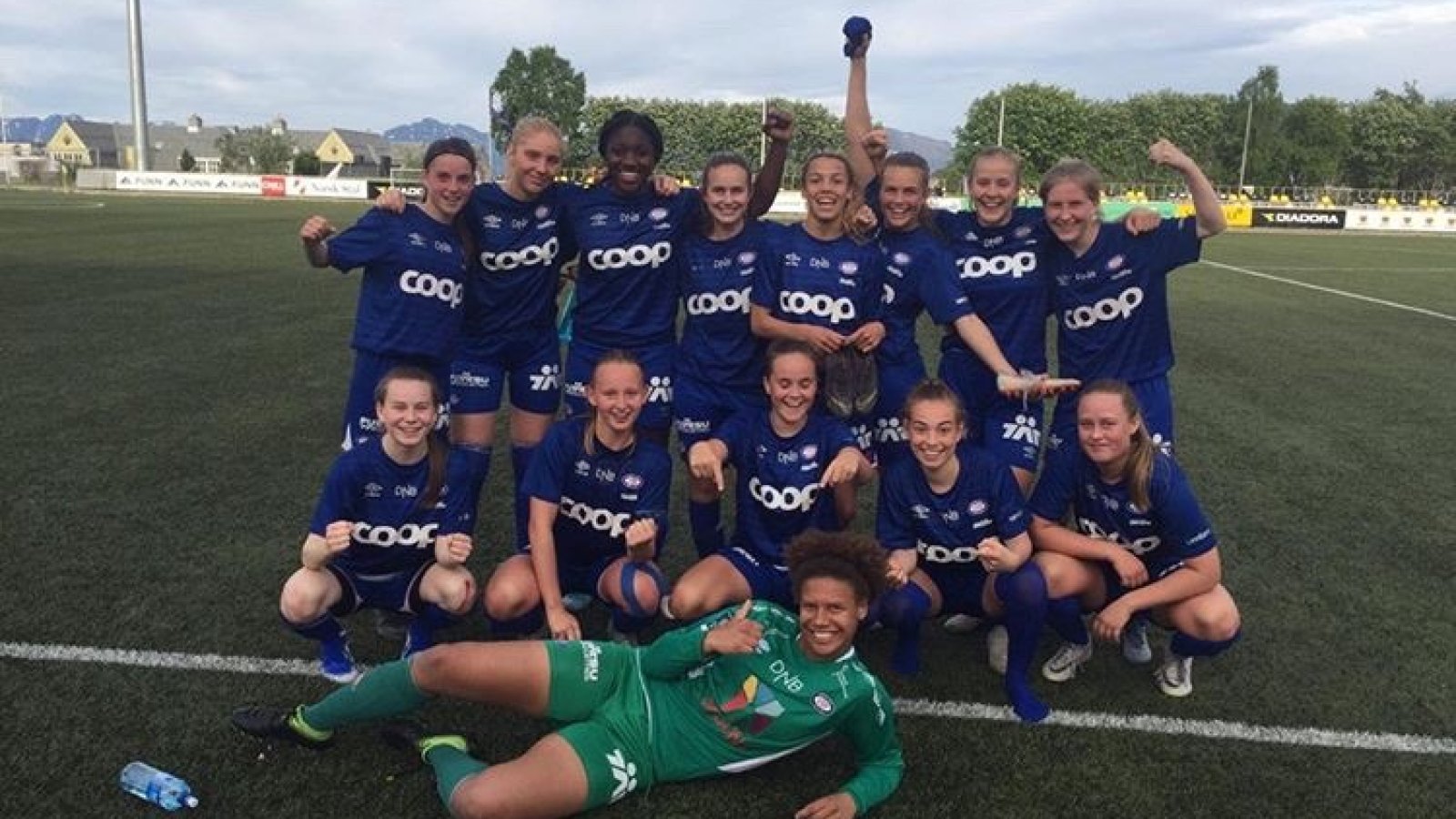 Juniorjentene slo Medkila 6-1 i cupens andre runde.