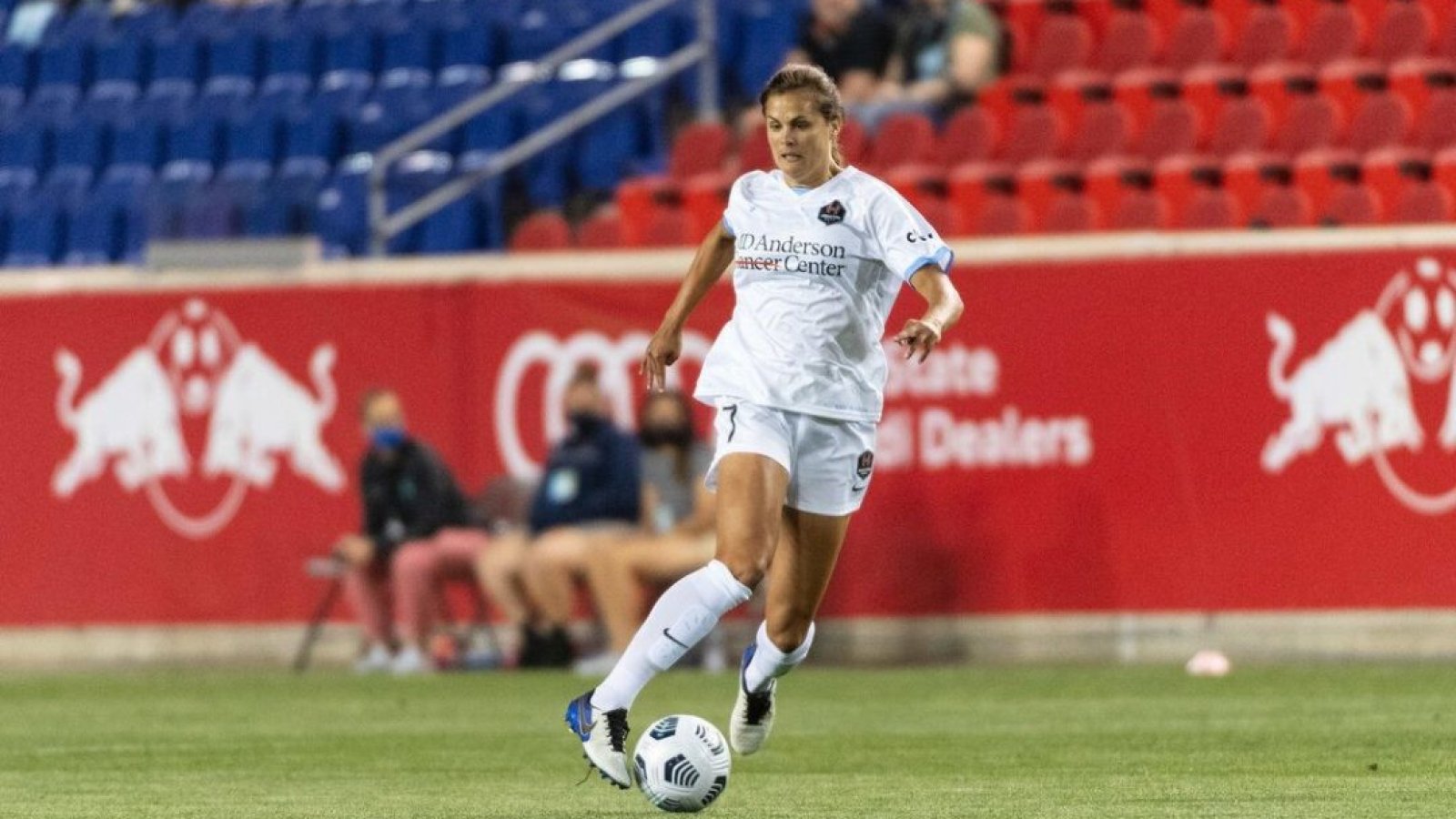 Amerikanske Katie Stengel ble imponert da hun ble presentert for Vålerenga.