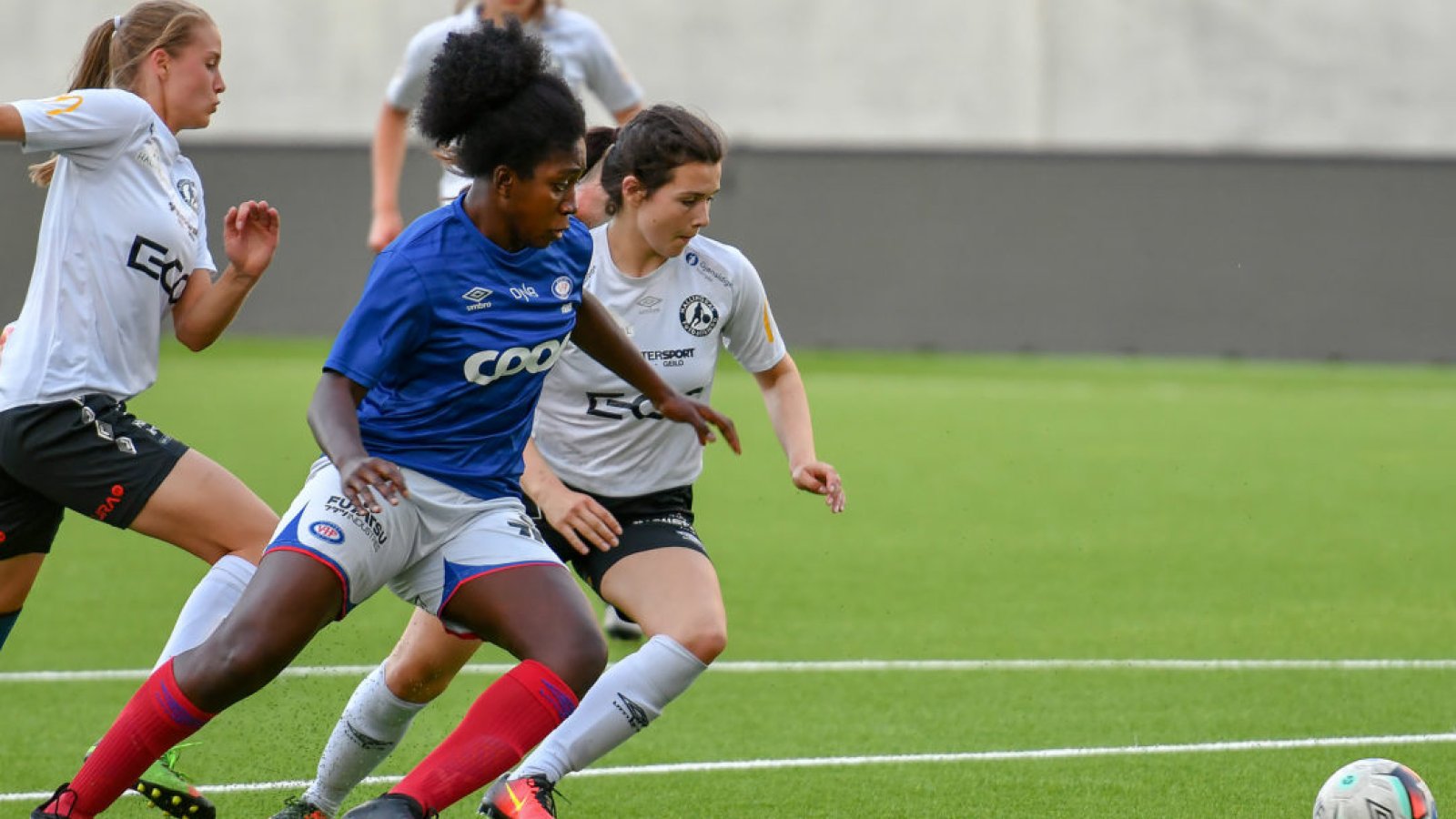 Nadia Pinto med scoringer i begge kampene. Foto: Morten Mitchell Larød.