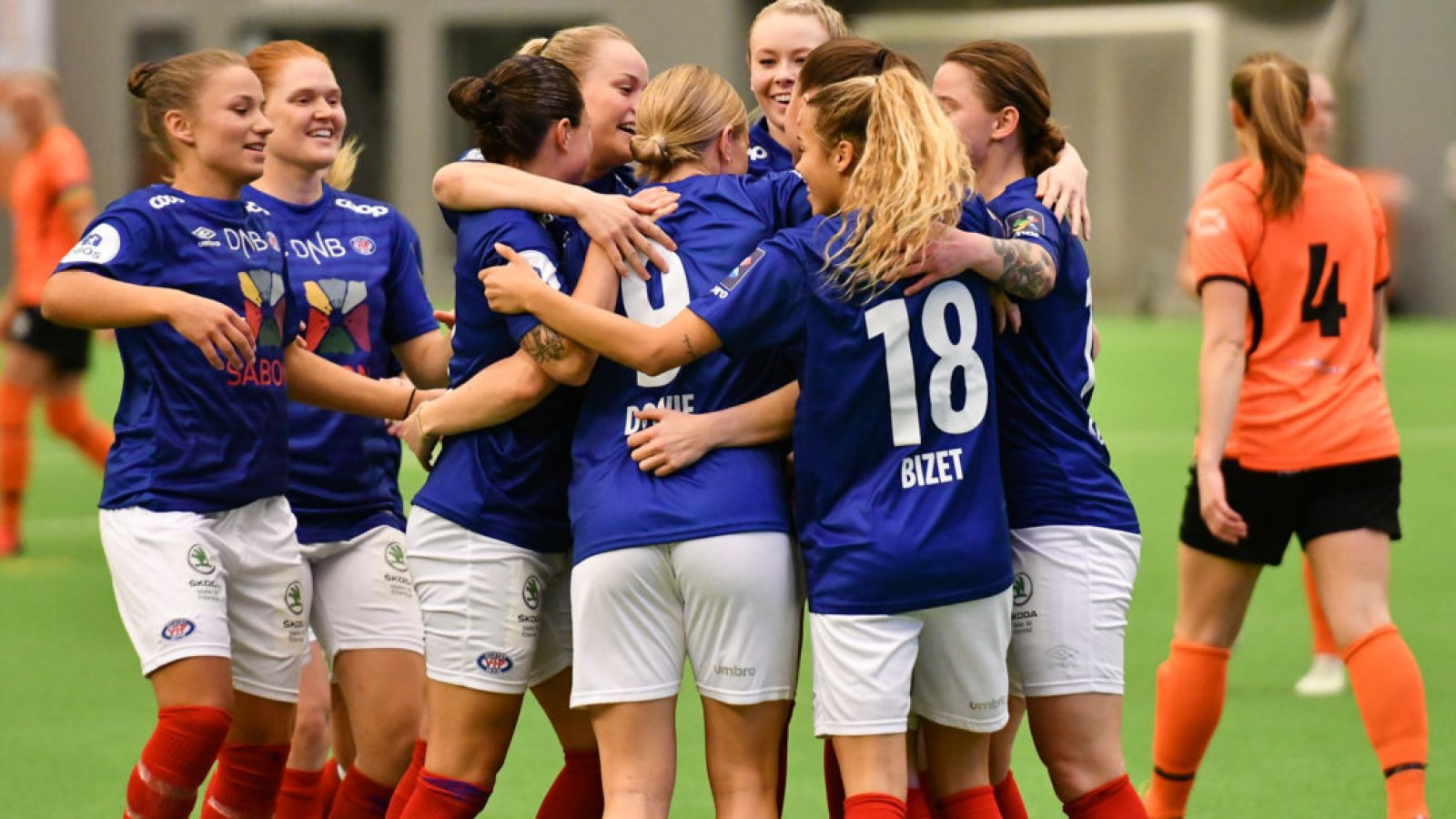 Fredag er det klart for årets første treningskamp. Foto: Sportfoto