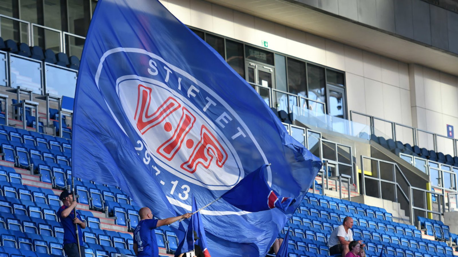 Liv på tribunen selv på en J19-kamp. Dette lover bra for fremtiden. Foro: Morten Mitchell Larød.