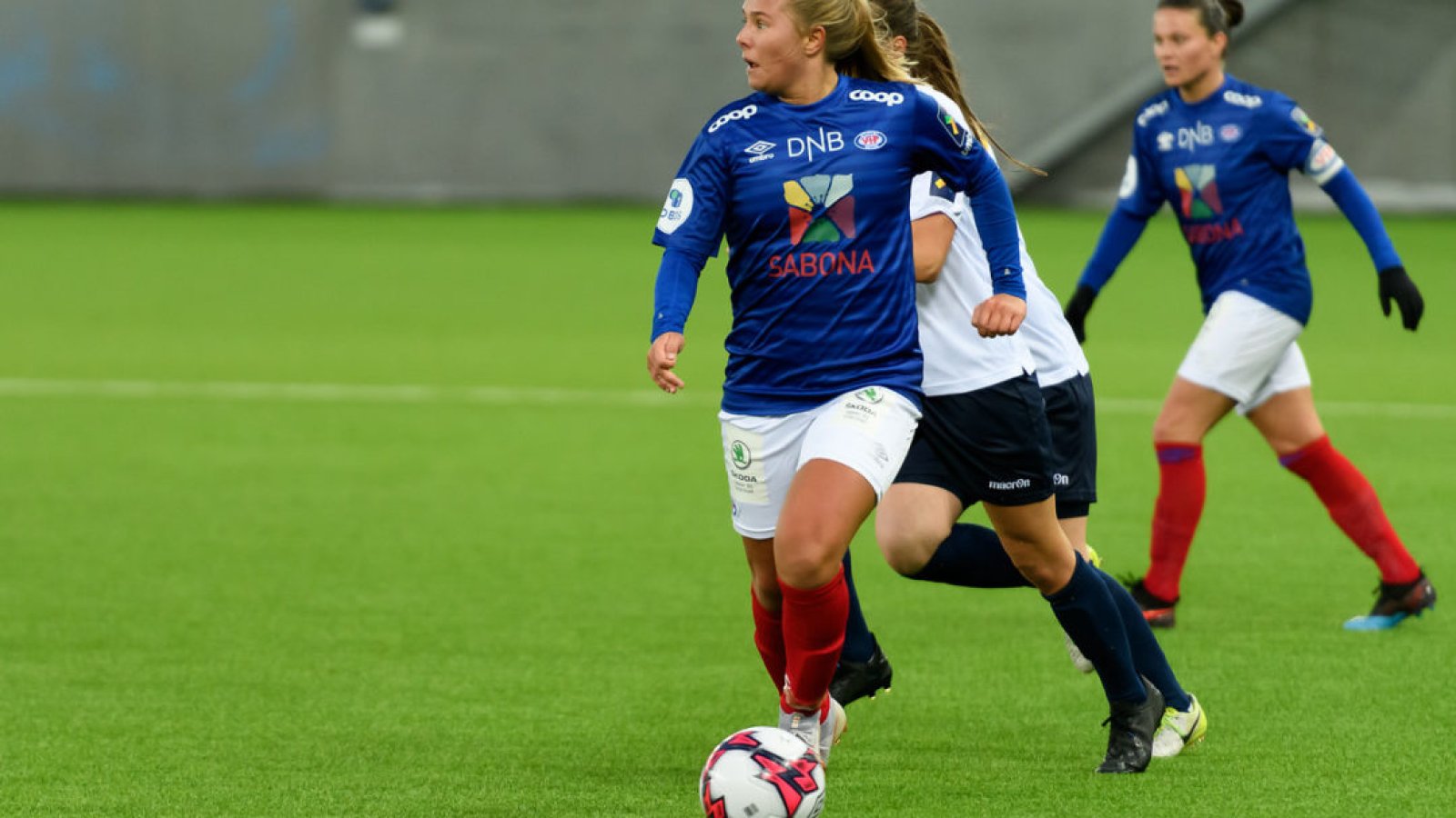 Synne Sofie Christiansen scoret sitt første mål denne sesongen mot Avaldsnes. Foto: Morten M. Larød / Sportfoto