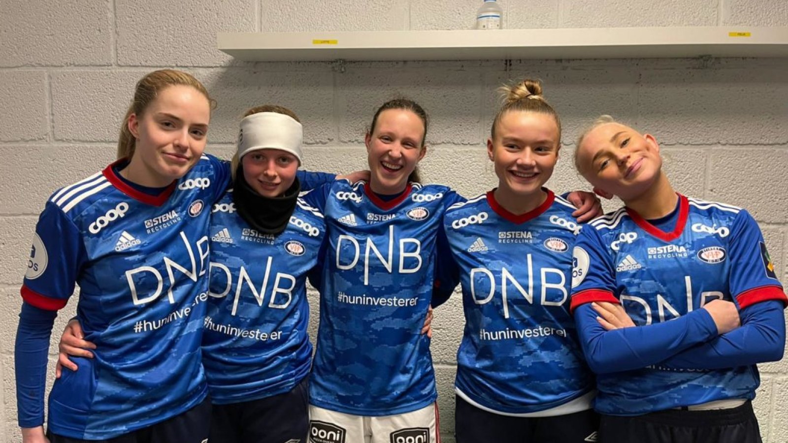 Silje Djuurhus, Jenny Slåtta, Lina Clech, Madelen Dahlstrøm og Kaisa Haga fikk mye spilletid da A-laget møtte ØHIL i januar.