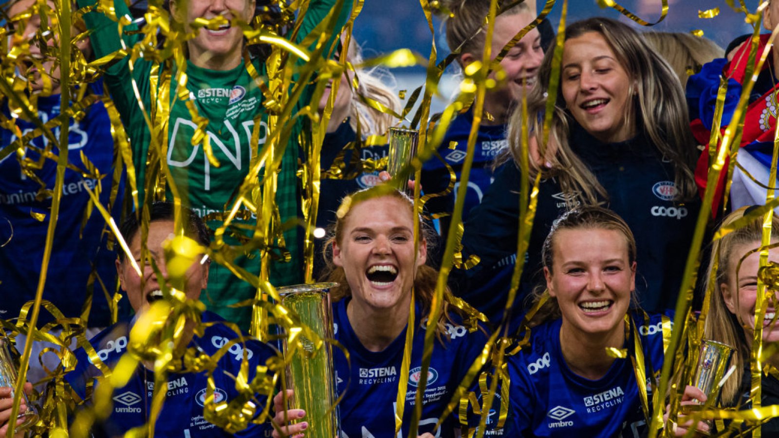 På søndag kan du ta bilde med Kongepokalen. Photo: Marius Simensen / BILDBYRÅN / Cop 238