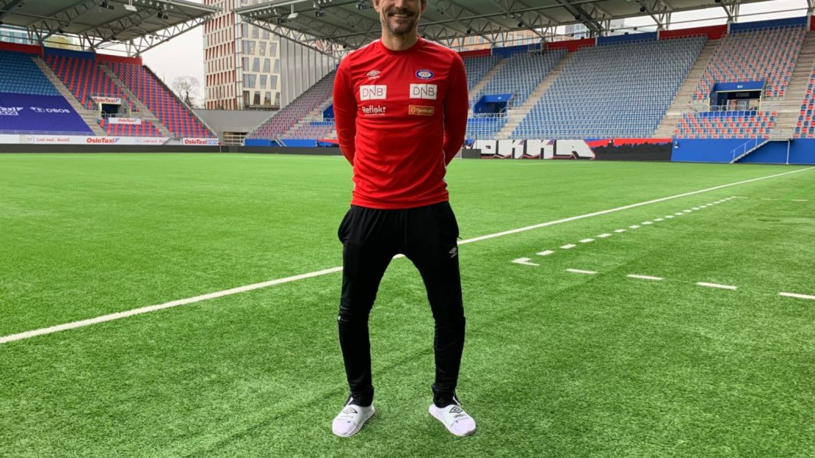 Tommy Berntsen får en viktig rolle i å utvikle flere egenutviklede spillere til A-laget. Foto: Vålerenga Fotball