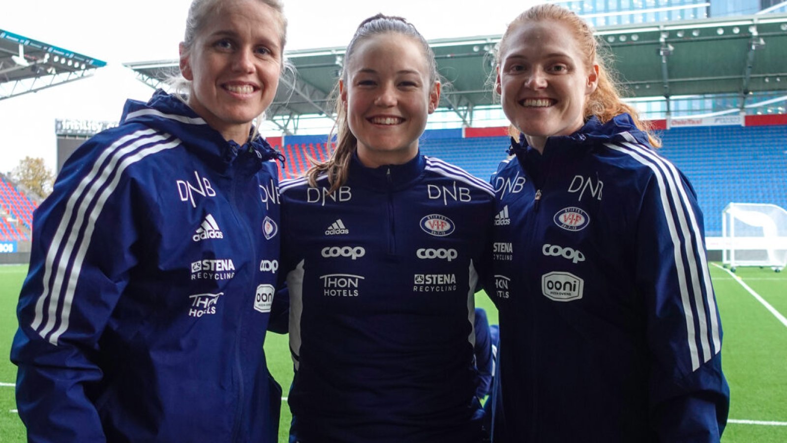 Elise Thorsnes, Janni Thomsen og kaptein Stine Ballisager Pedersen.