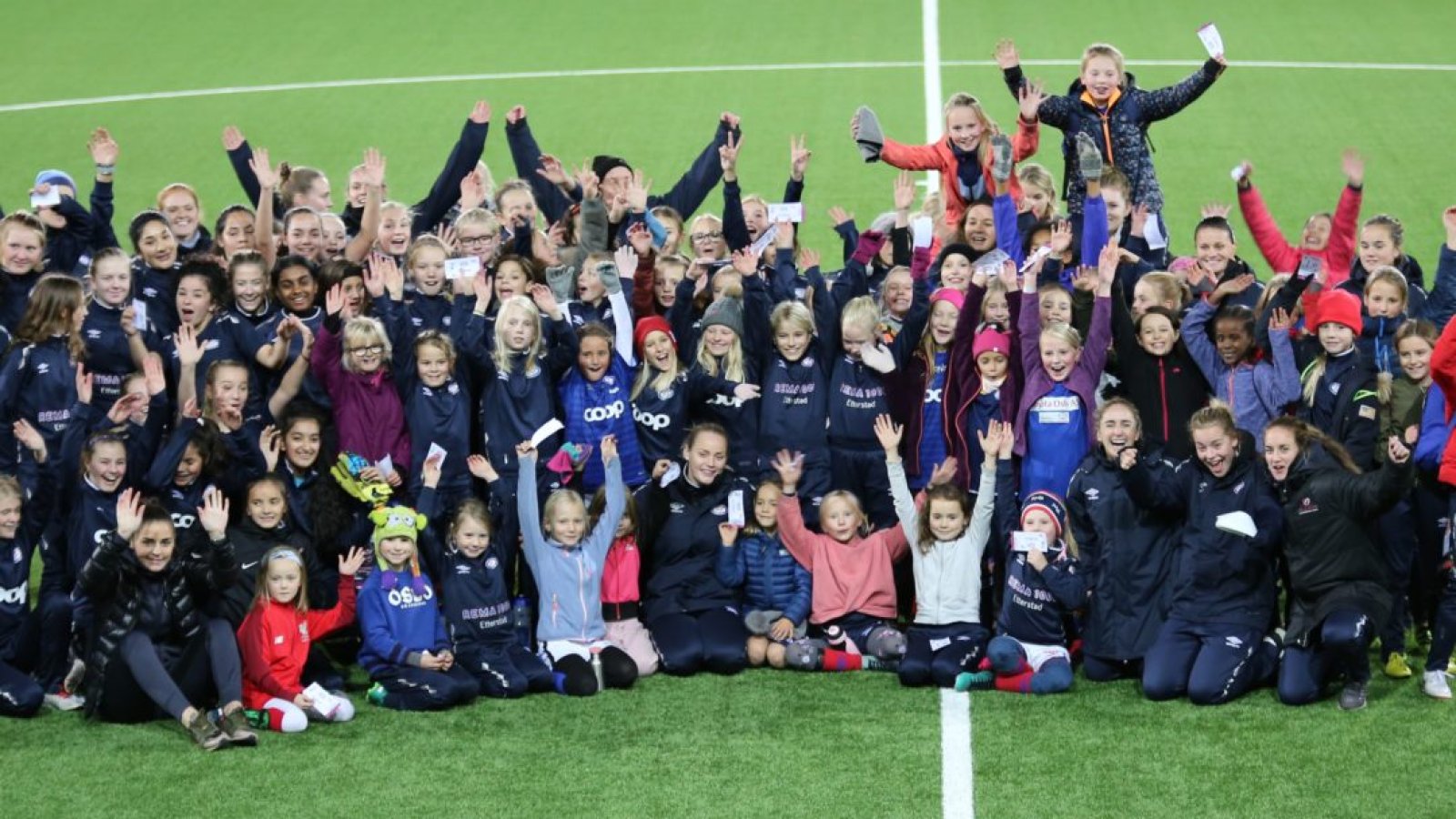 Det er disse unge jentene det handler om i fremtiden. Foto: Lars Øverland