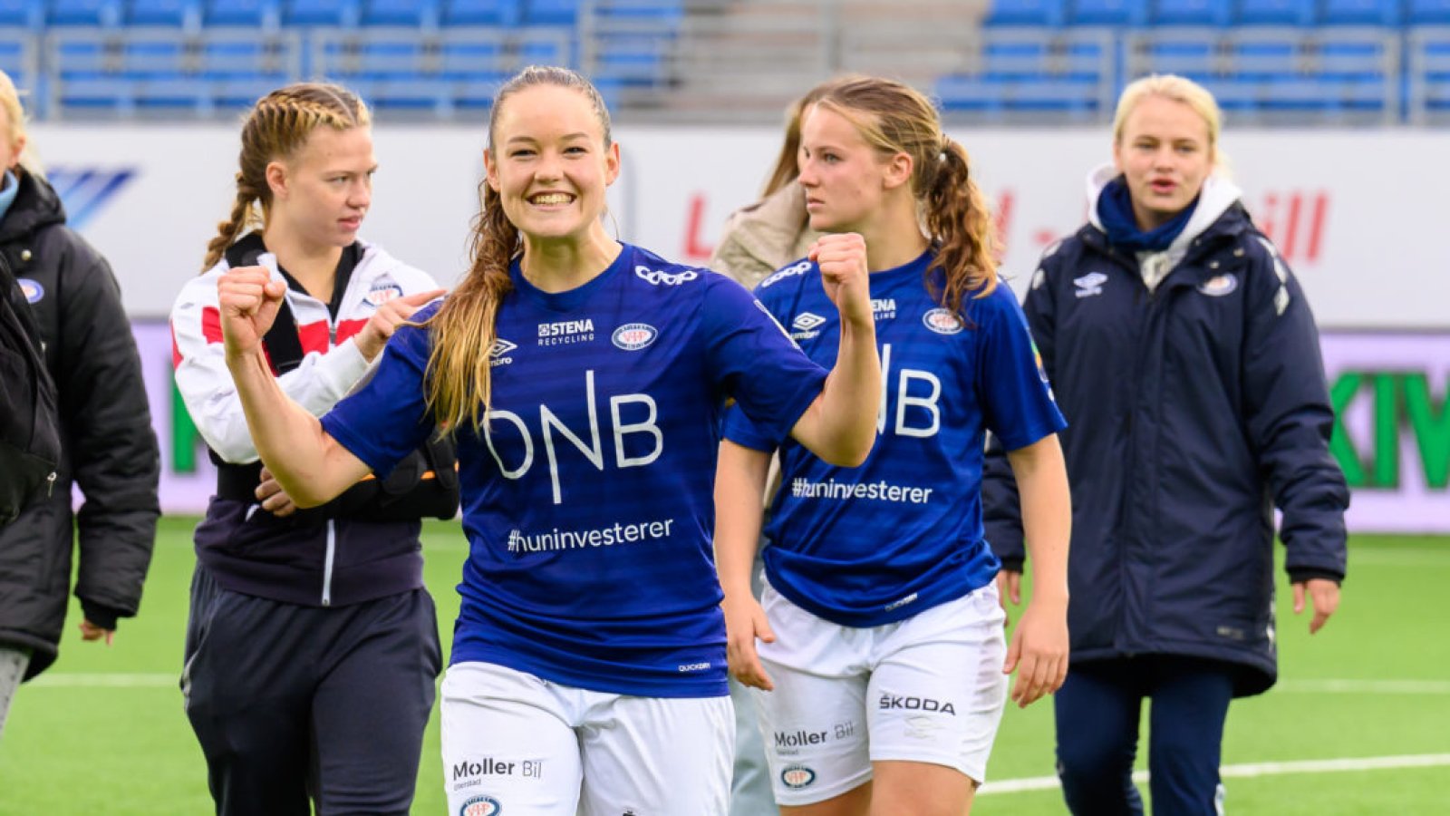 Janni Thomsen kan smile på vegne av klubben. Foto: Morten Mitchell Larød / SPORTFOTO
